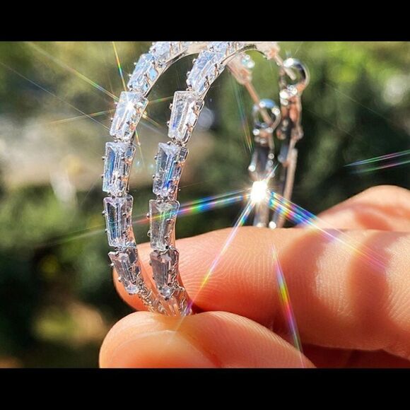 ✨ New sparkling silver CZ hoops ✨ - Picture 6 of 7